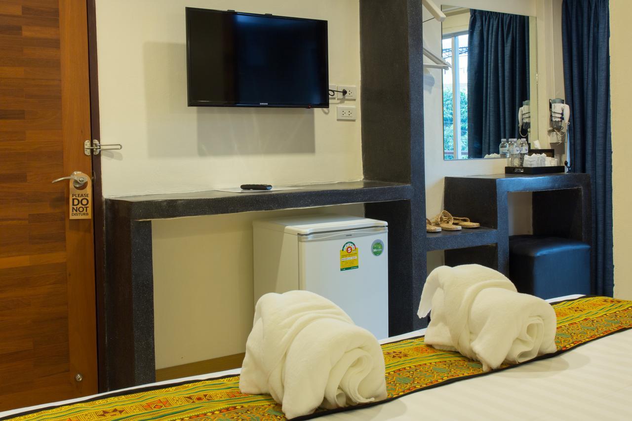 Suan Dok Gate Guesthouse Čiang Mai Exteriér fotografie
