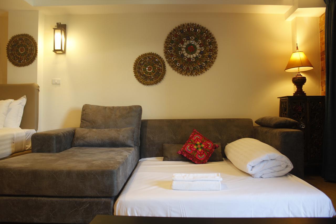 Suan Dok Gate Guesthouse Čiang Mai Exteriér fotografie