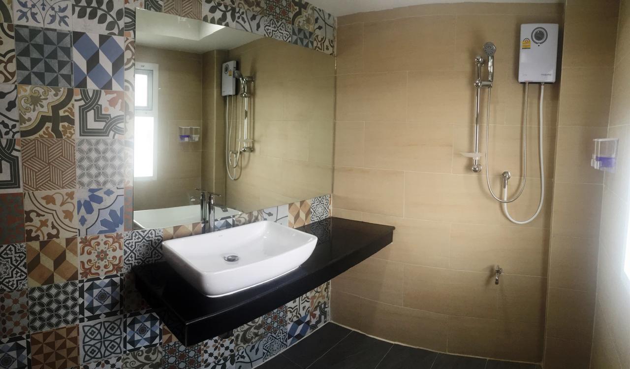 Suan Dok Gate Guesthouse Čiang Mai Exteriér fotografie