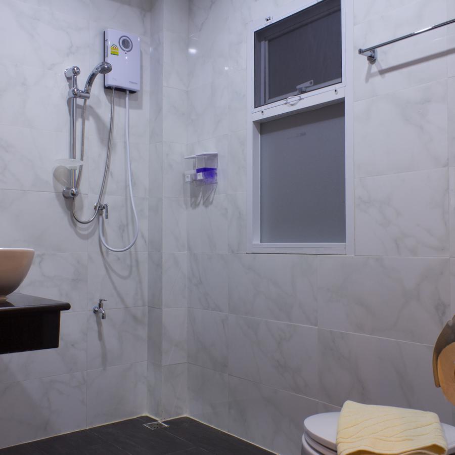 Suan Dok Gate Guesthouse Čiang Mai Exteriér fotografie